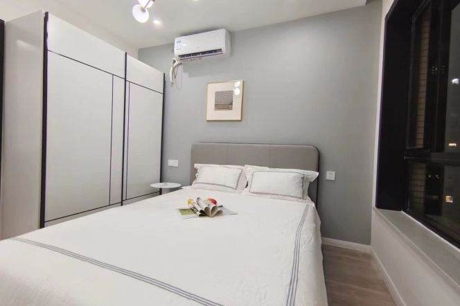 caobao rd elevator 2BR/2Baths @L1/12/15