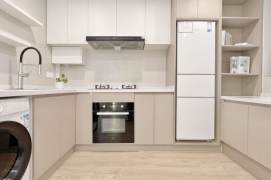 Newly renovated 1br apt with outdoor terrace,close to Yishan Station,L3&4&9