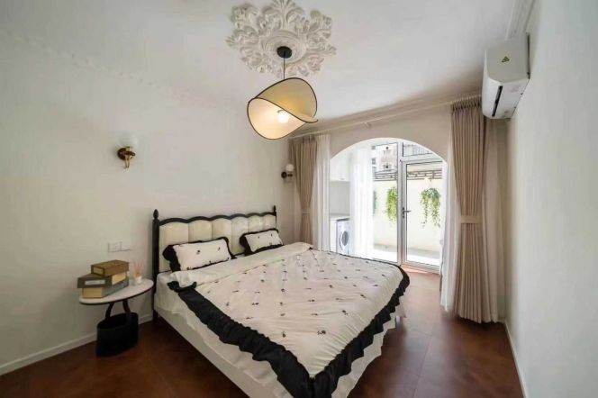 Big Yard,1Br ,Nr Jiang Su Rd station,L2,11