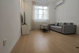 Decent 1br+balcony Nr M1/7/10