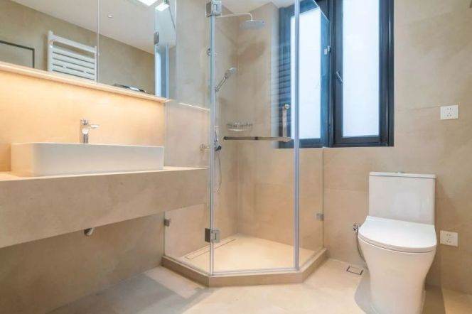 modern big duplex 1 bedroom floor heating in Jing an temple line 2,7,14 only 12.5K