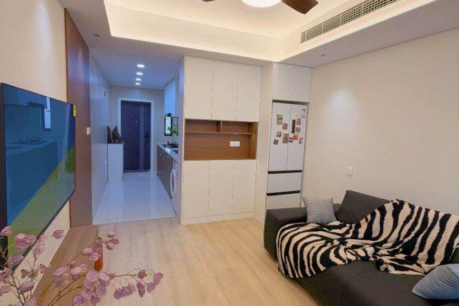  Freshly renovated 1br with Yard @Changning   L2&15