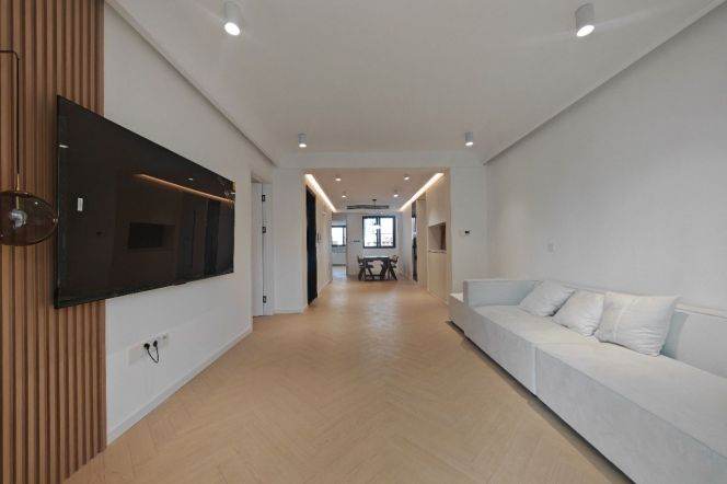 Territory Shanghai Spacious 3Br/2bt@West nanjing rd Open balcony Club