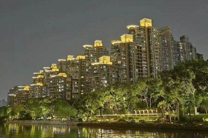 Nice View,Spacious,3Br apt,Nr Su Zhou Creek,Chang Shou Rd,L 7,13