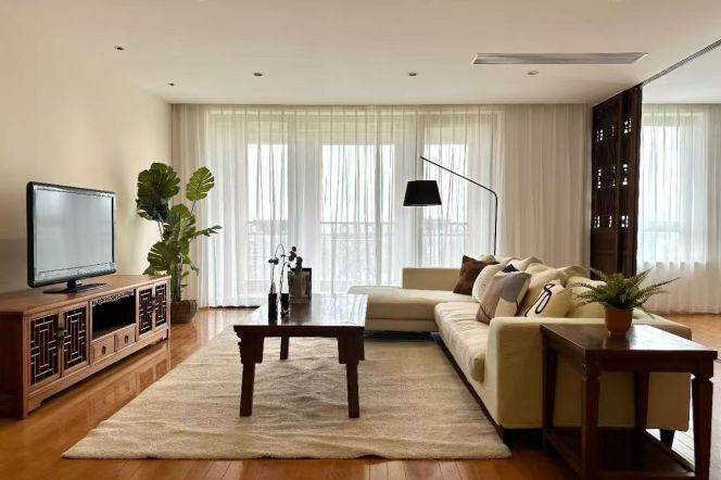 modern 4brs balcony floor heating in Green city beside Dulwich Concordia 36K 