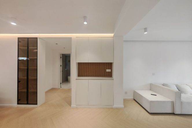 Territory Shanghai Spacious 3Br/2bt@West nanjing rd Open balcony Club