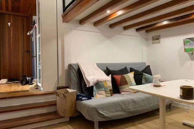 1 br near L1/L7 changshu rd station+SJTU