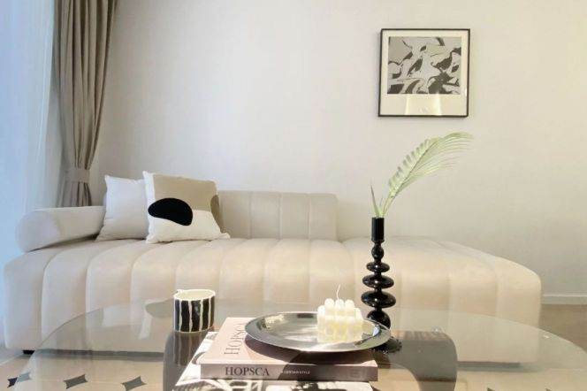  Modern 1br apt with Yard at Hongqiao rd M3/4/10