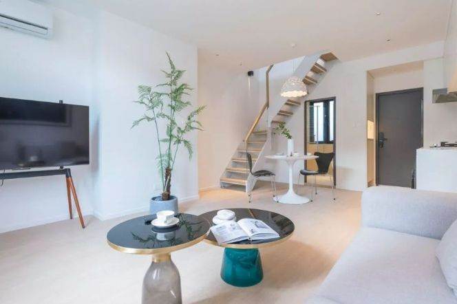 modern big duplex 1 bedroom floor heating in Jing an temple line 2,7,14 only 12.5K