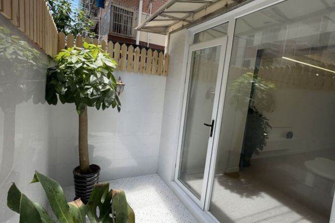 Cozy 1br with Yard nr Jiangsu Rd  L2&11  