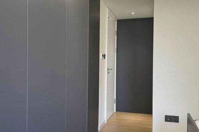 Modern&Spacious&Bright 2Bdrs 2Baths Apt+L14 Wu Ding Rd Metro+Large Balcony