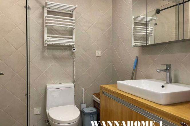 Spacious&Modern&Bright 1Bdr 1Bath Apt+Great View+Su Zhou Creek+Zhong Shan Park