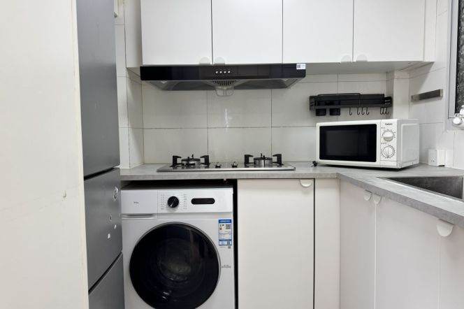 Modern 1Br Apt + Balcony | West Yan'an rd Metro L3&4 | 3OF Good view 8.8K