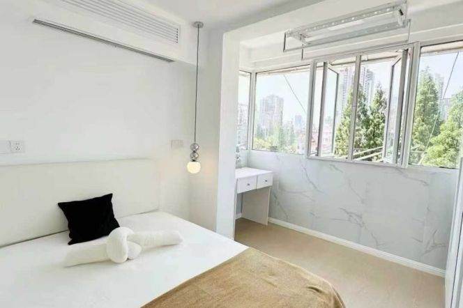 jiangsu rd 1BR/living room@L2/11