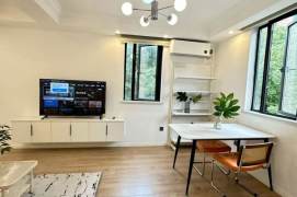 Well-lighted 1Br/2Lr/1Bt@L2/3/4 Zhongshan Park Metro Station 