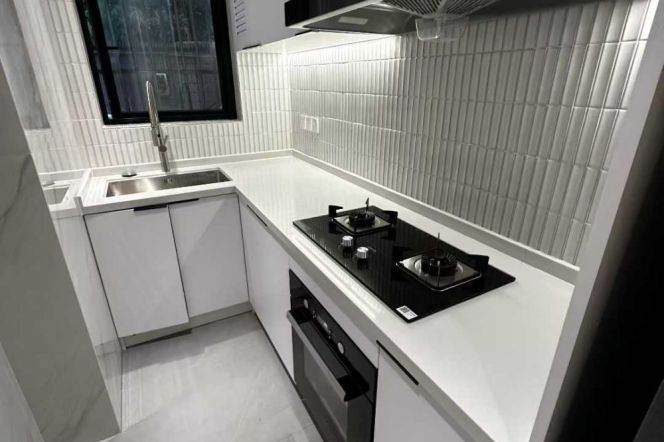 Nice yard+spacious 2br 2lr/floor heating+bathtub,Jiaotong uni@L10/11