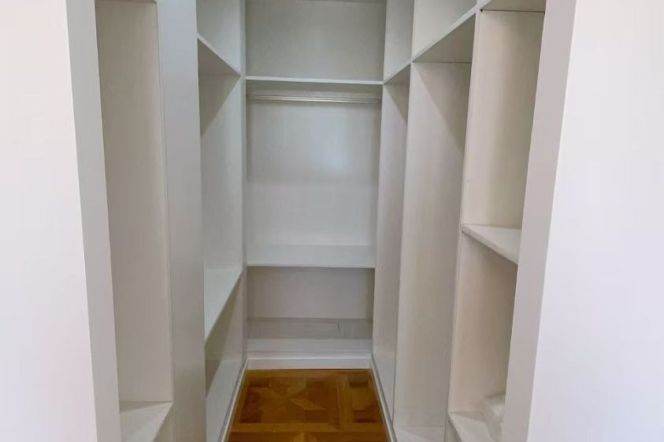 Spacious-Fashion-Cloakroom-lift-Caoyang rd/Putuo area/L3/4/11/13/14