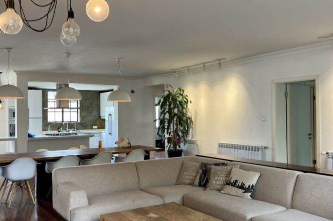 Exceptional 223㎡ 3+1BR Heritage Apartment w/Terrace on Anting Road