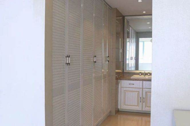 Central Residences Spacious 3br/2bt with open balcony 150sqm quality compound