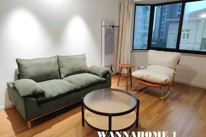 Spacious&Bright&Modern 1Bdr 1Bath Apt+L2/11 Jiang Su Rd+Jing An Temple CBD