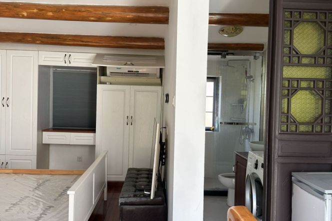 rent feom the owner-1bed -spacious- terrace- floor heating @ line 2 west nanjing road 