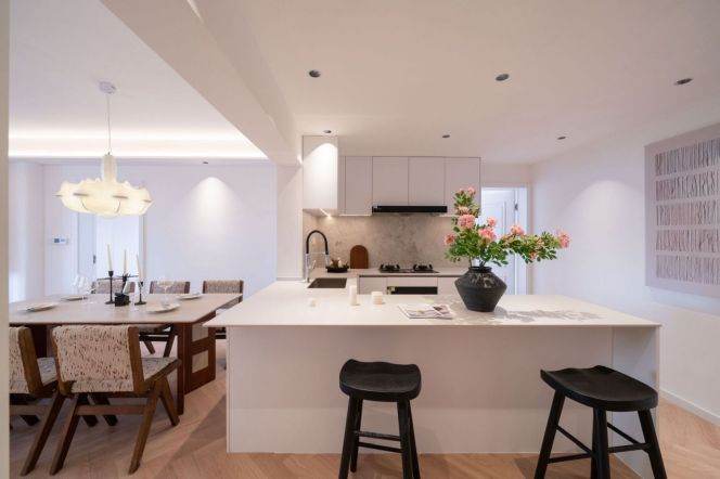 modern big 3brs floor heating big living room open kitchen line 9,12  only 25K 