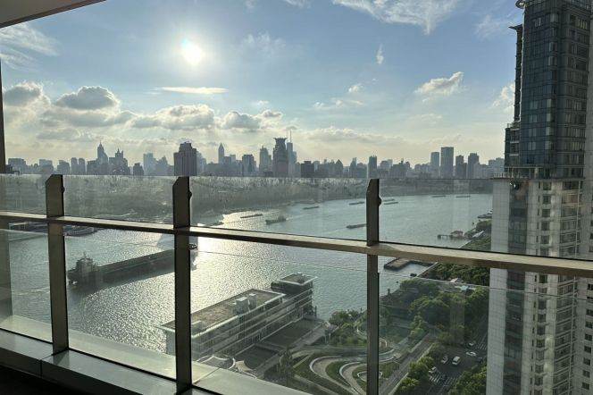 modern 4brs open balcony great river  view beside IFC ,line 2,9,14 Huang pu river