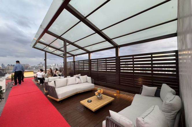 Huge bbq tarrace@3brs&2baths in Jing'an District