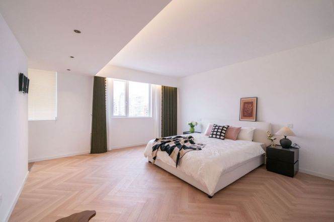 Xietu rd/Damuqiao rd floor heating large 3brs/2lr/2ba wt central AC; L9/12