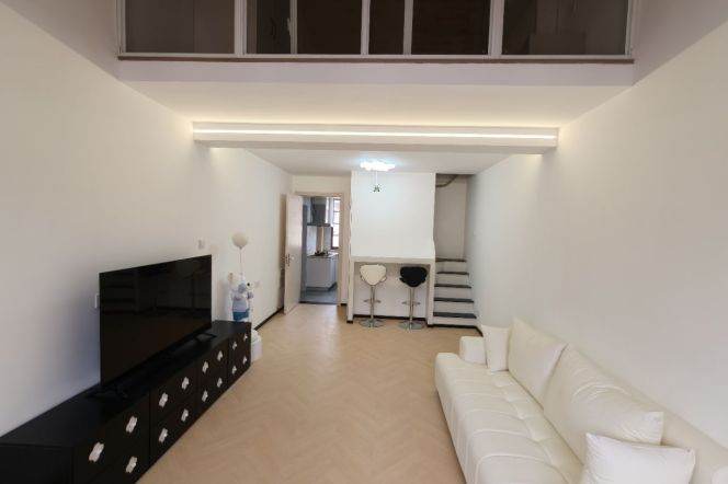 High value/spacious 1br 2lr/loft/bright room,Fengqiao rd@L11