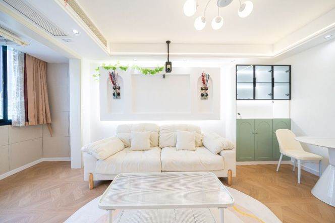 Spacious&Modern/1BR 2LR/separate living room/Zhenping rd@L3/4/7