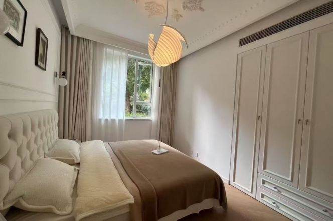 Wanhangdu rd/Wuding rd floor heating 3br/2lv/2ba apt wt garden; L14