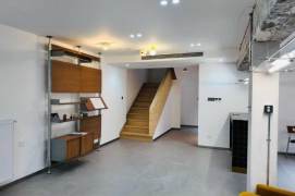 Entire lane house 3Br/3bt@West Najing rd 300sqm with open balcony and terrace