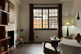 Beautiful 2brs with balcony on Middle huaihai Road