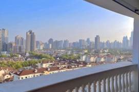 Spacious and bright 3Br/2bt@iapm 180sqm with large open balcony