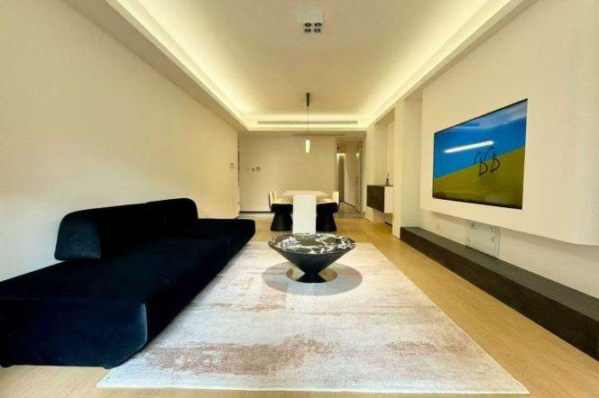 brand new modern 4brs floor heating open balcony near line 1,3,8 onky 19K 