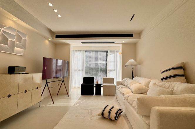 Brand new 2br apt,CA,floor heating,Oven,close to Gudai station,Line12