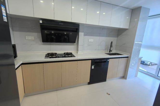 Renovated 3br,2bth,CA,Floor heating,Oven,close to Laowaijie