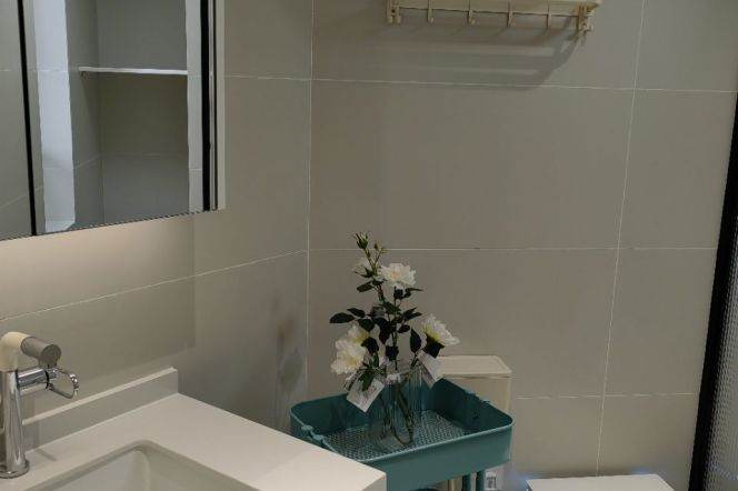 Floor heating 1br,0 distance to Line 10/11 Jiaotong University St.