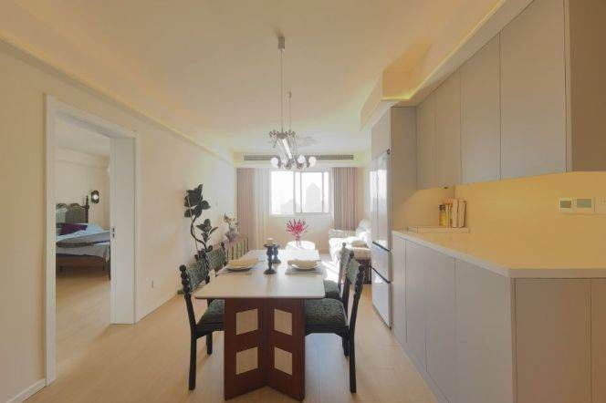 2 Brs,  1 Living Room, Brand-new Dec with Floor Heating, 110 sqm @ Hanzhong metro L13