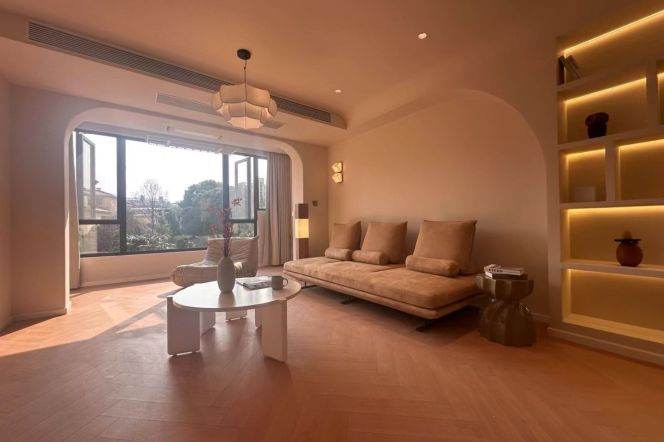 Brand new 2br apt,CA,floor heating,in Gumei Area, close to Line 12