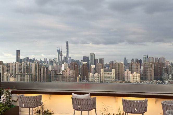 Huge bbq tarrace@3brs&2baths in Jing'an District