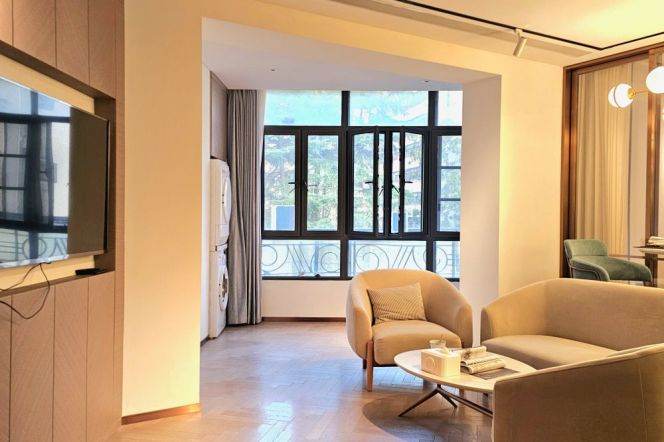1br service apartment in historically building Hengshan Rd Station(Line 1)