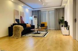 Spacious 3br apt,floor heating,close to Korean Town,SUIS,good price