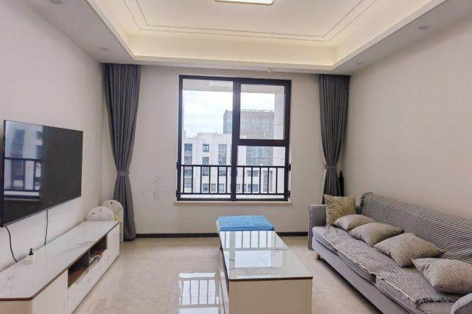 Bright 3 br next NYU shanghai with Big Terrace ,4 mins walking to L6/8/11