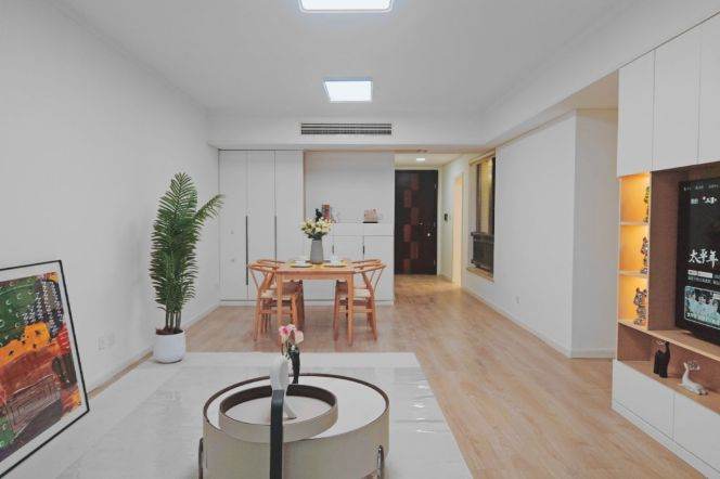 modern 2brs floor heating nice balcony modern furniture in Gubei Phase II line 10,15 only 23K