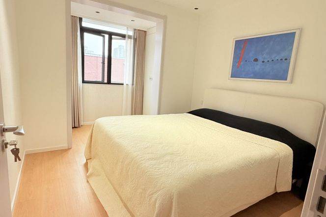 Fresh bright 1br Nr caobao road M1/12