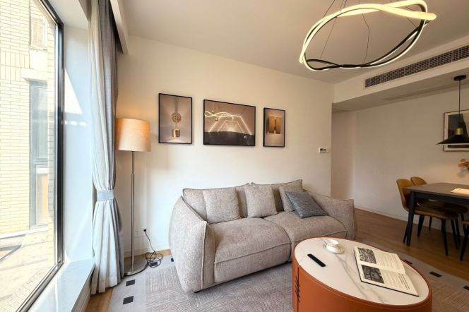 2br Apt in Jing'an District Near Changshou Rd Station(Line 7/13)