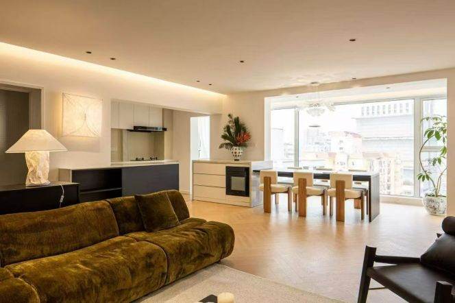 very big 3brs floor heating modern furniture big open kitchen in Jing an temple 25K