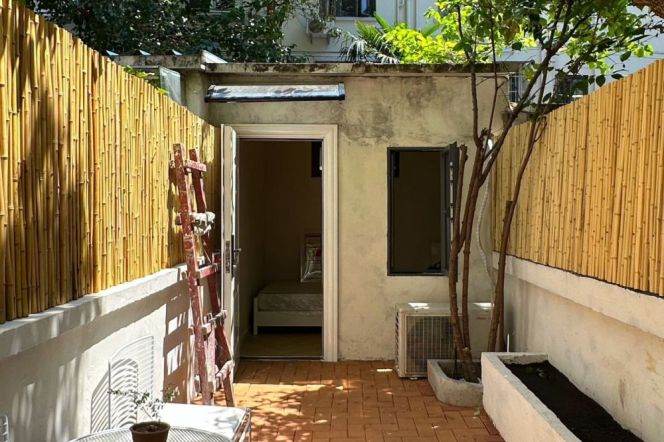 Large Terrace+Modern&Spacious&Bright 2Bdrs 1Bath Apt+L1/7 Chang Shu Rd+IAPM